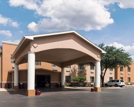 Hotel with jacuzzi