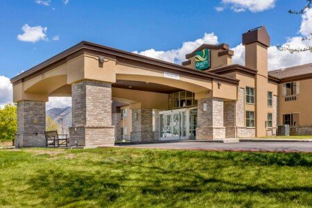 Hostel 4 guests, with pool