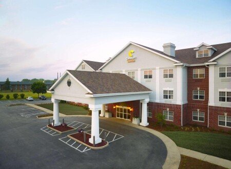 Hotel with jacuzzi