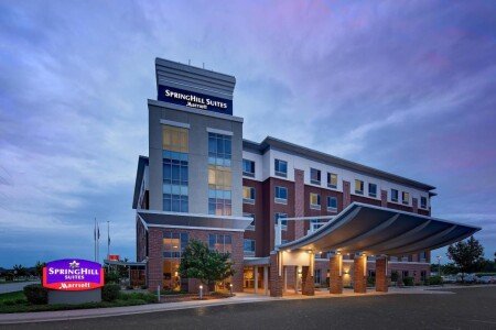 Hotel with jacuzzi