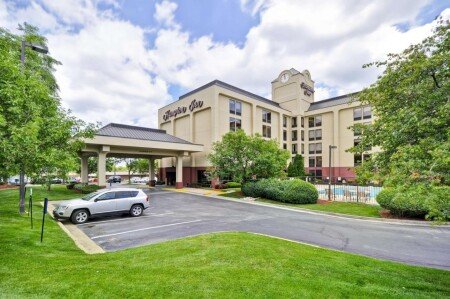 Hotel with pool