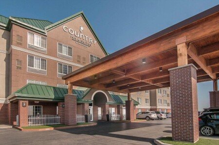 Hotel with jacuzzi
