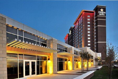 Hotel with jacuzzi