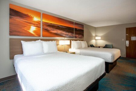 Hotel with jacuzzi