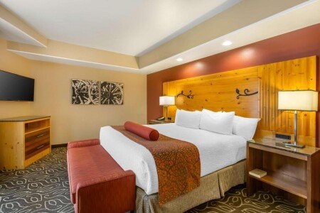 Hotel with jacuzzi