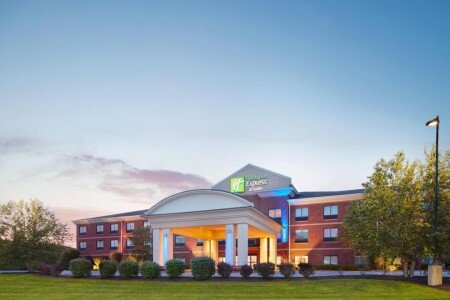 Hotel with jacuzzi