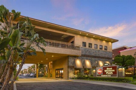 Hotel with jacuzzi