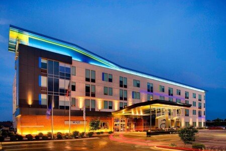 Hotel with jacuzzi
