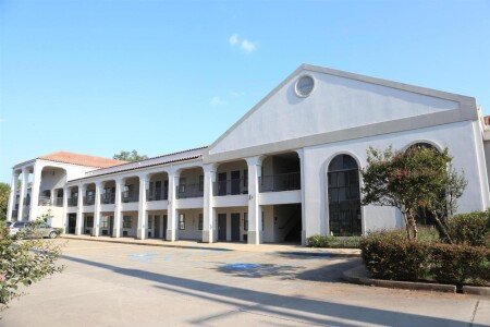 Hotel with air conditioning