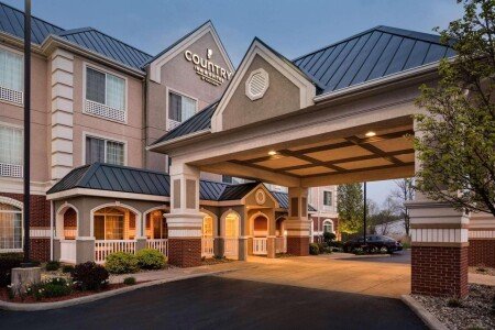 Hotel with jacuzzi