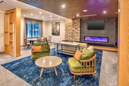 Hotel with jacuzzi