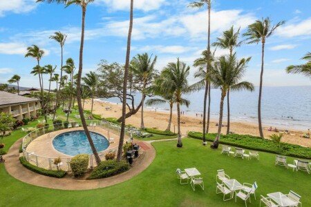 Hotel with pool