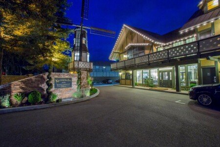 Hotel with jacuzzi