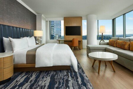 Hotel with jacuzzi