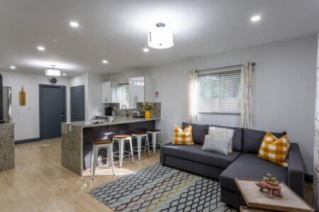 Casa 2 habitaciones, con jardín