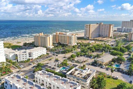 Aparthotel 8 guests, with pool