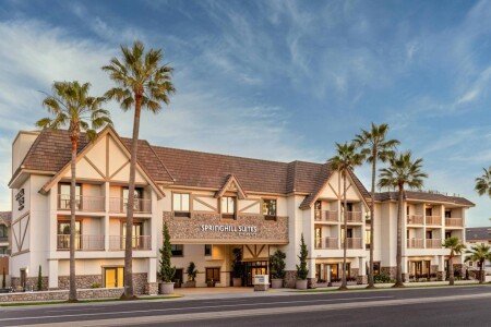 Hotel with jacuzzi