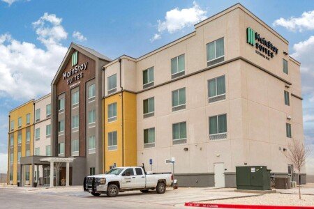 Hotel with gym