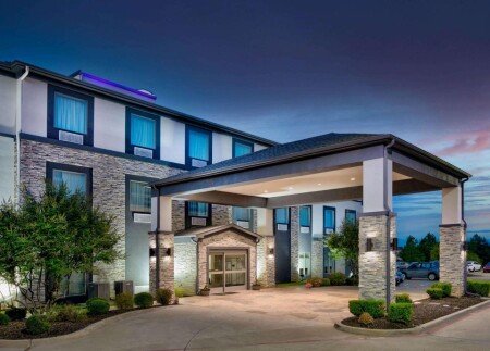 Hotel with pool