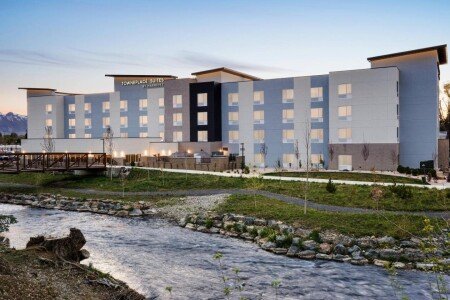 Hotel with jacuzzi
