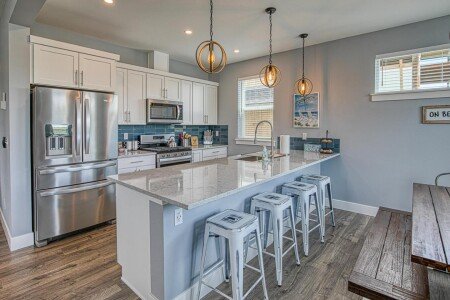 House 4 bedrooms, with jacuzzi