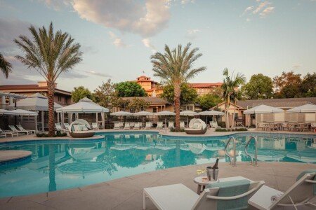Hotel with jacuzzi