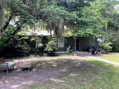 House 2 bedrooms, with garden