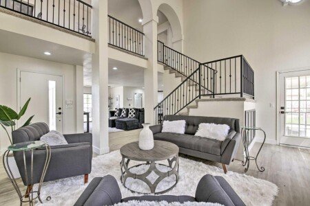 House 3 bedrooms, with pool