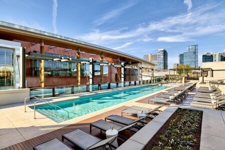 Hotel with jacuzzi