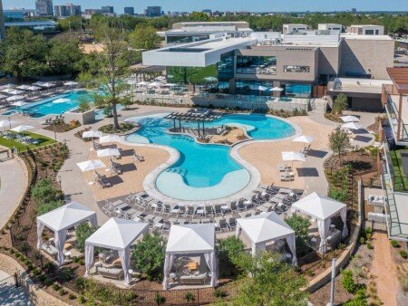 Hotel with jacuzzi