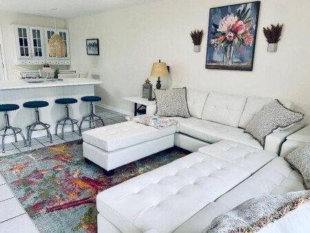 House 2 bedrooms, with pool