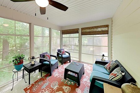 House 3 bedrooms, with pool