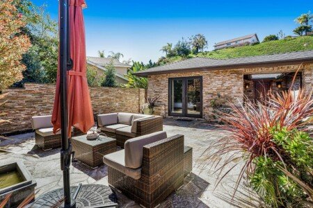 House 7 guests, with air conditioning