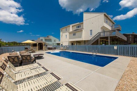 House 6 bedrooms, with jacuzzi