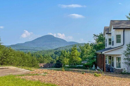 House 3 bedrooms, with jacuzzi