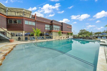 Hotel with jacuzzi