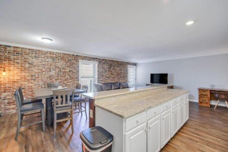 Apartment 3 bedrooms, with air conditioning