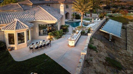 House 1 bedroom, with jacuzzi