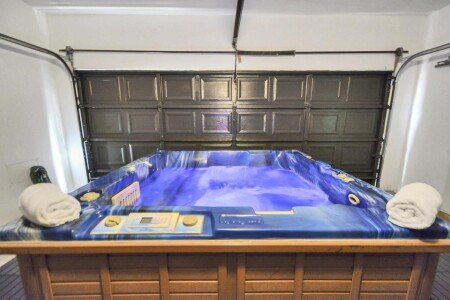 House 3 bedrooms, with jacuzzi