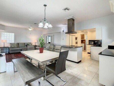 House 2 bedrooms, with garden