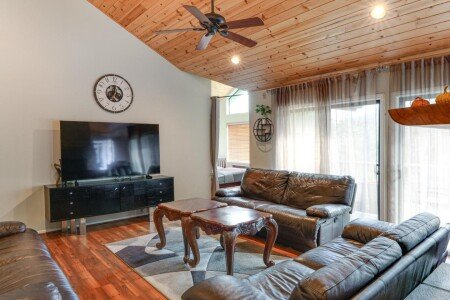 House 4 bedrooms, with jacuzzi