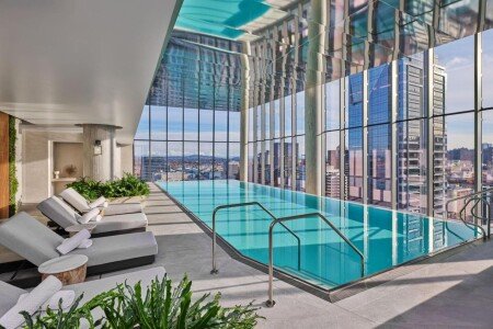 Hotel with jacuzzi