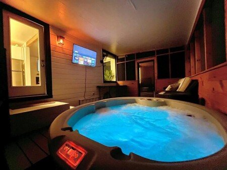 House 2 bedrooms, with jacuzzi