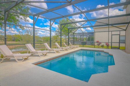 Villa 5 bedrooms, with pool