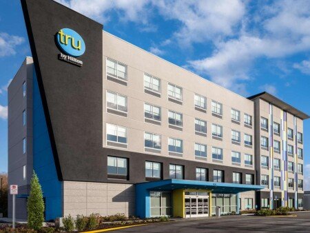 Hotel with gym