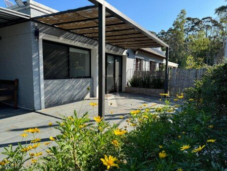 Casa 2 habitaciones, con jardín