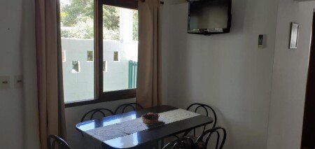 House 4 guests, with garden