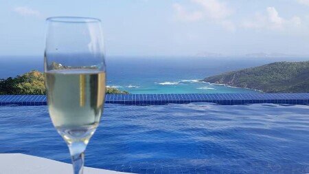 Chalet 2 chambres, avec piscine