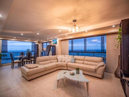 Wohnung 3 Schlafzimmer, mit Pool