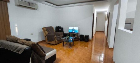 Casa 2 habitaciones, con aire acondicionado